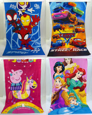 TOALLÓN INFANTIL ESTAMPADO