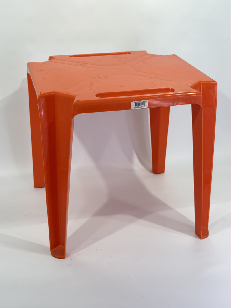 MESA PLASTICA CUADRADA PARA NIÑOS