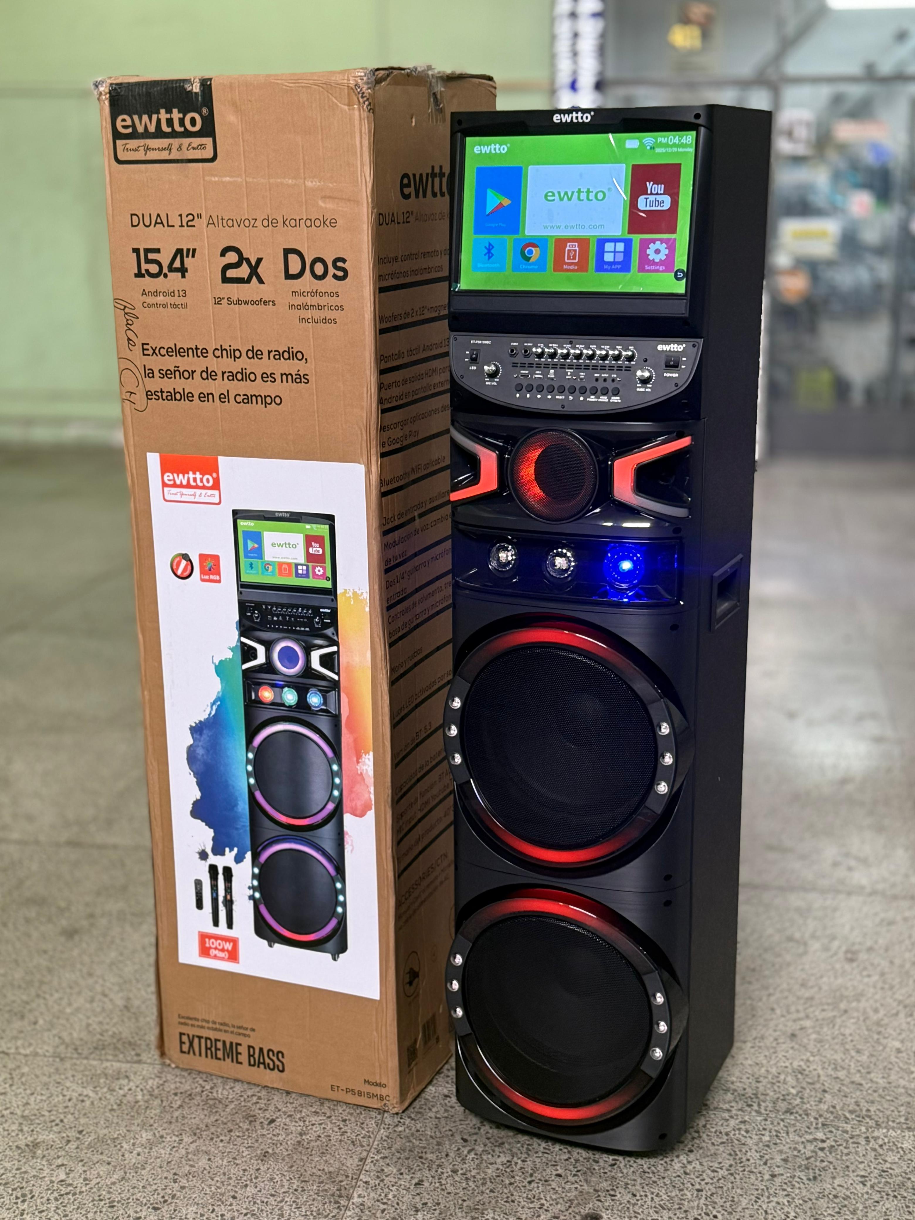 PARLANTE TORRE CON PANTALLA Y MICRÓFONOS INALÁMBRICOS