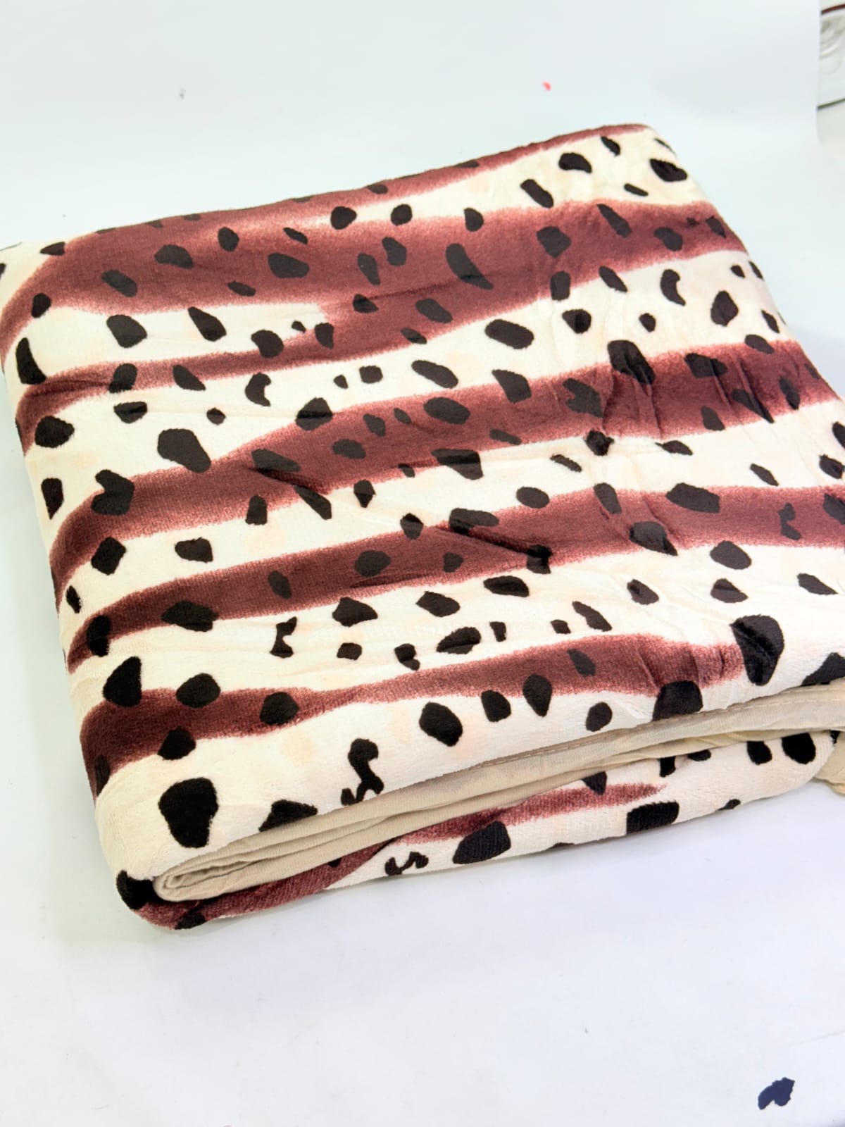 MANTA CON CORDERITO | ANIMAL PRINT 2 PLAZA Y MEDIA