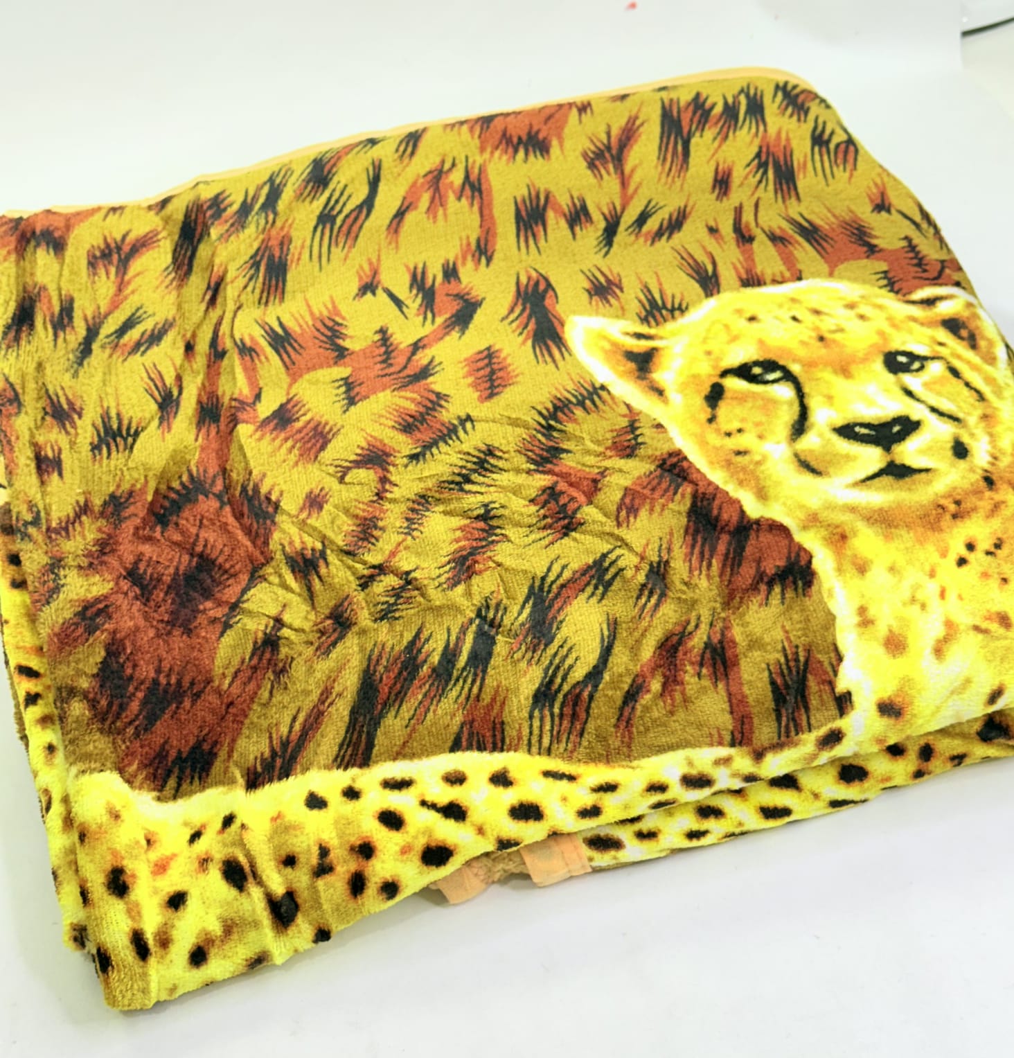 MANTA CON CORDERITO | ANIMAL PRINT 2 PLAZA Y MEDIA
